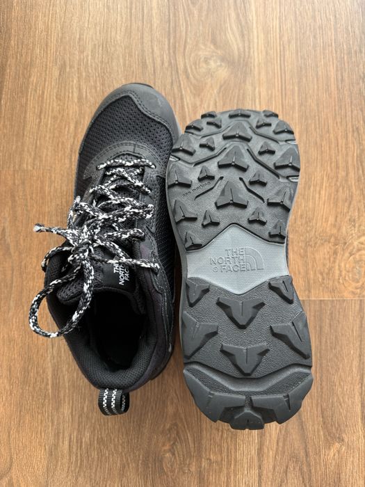 The north face adidasi