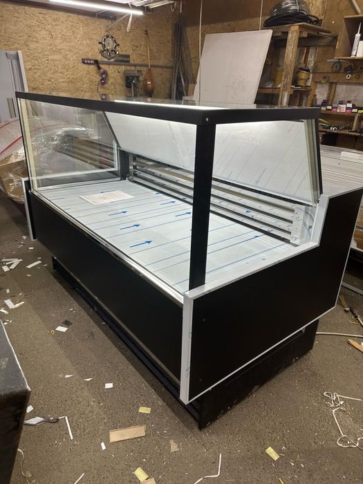 Витринный холодильник