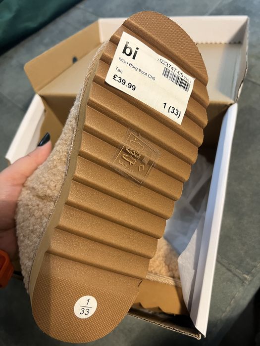 Ghete si papuci noi si stare buna