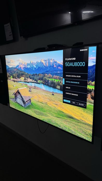 Телевизор Samsung 50AU8000