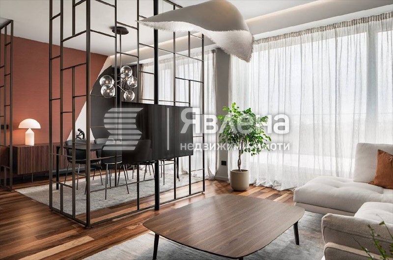 Продава се Тристаен апартамент в София, Кръстова вада - 167 кв.м за 3384 €/кв.м - Снимка #1