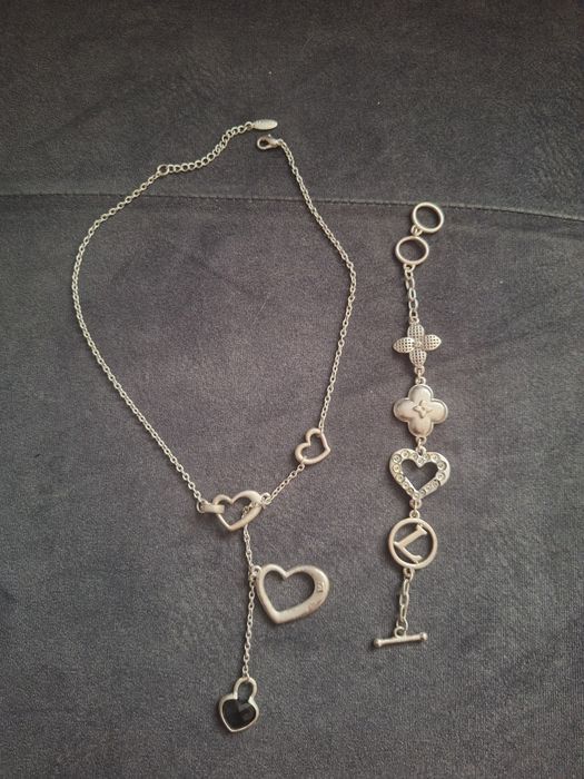 Дамско колие и гривна