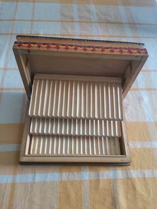 Ретро кутия за цигари.