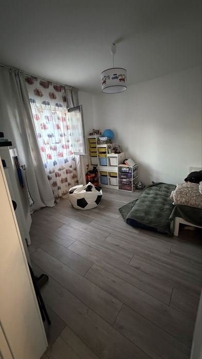 Hemeius, Casa 3 camere,