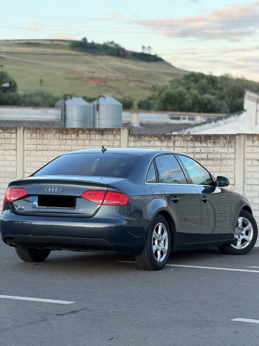 AUDI A4 2010 — imagine 5