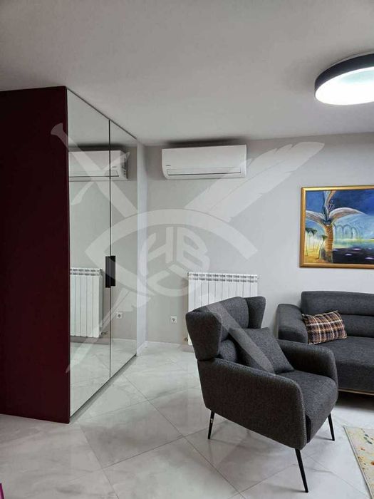 Дава се под наем Тристаен апартамент в София, Студентски град - 100 кв.м за 900 € - Снимка #2