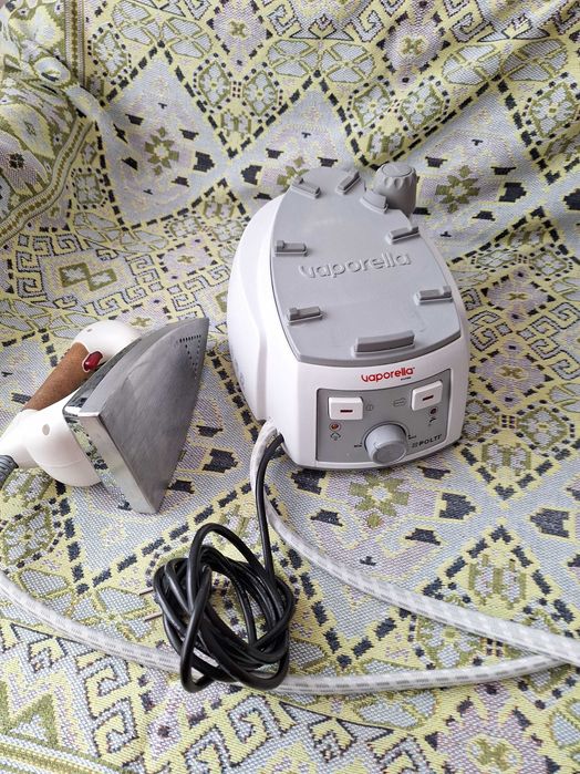 Statie de calcat Polti Vaporella Silver, Talpa Aluminiu, 1750 W