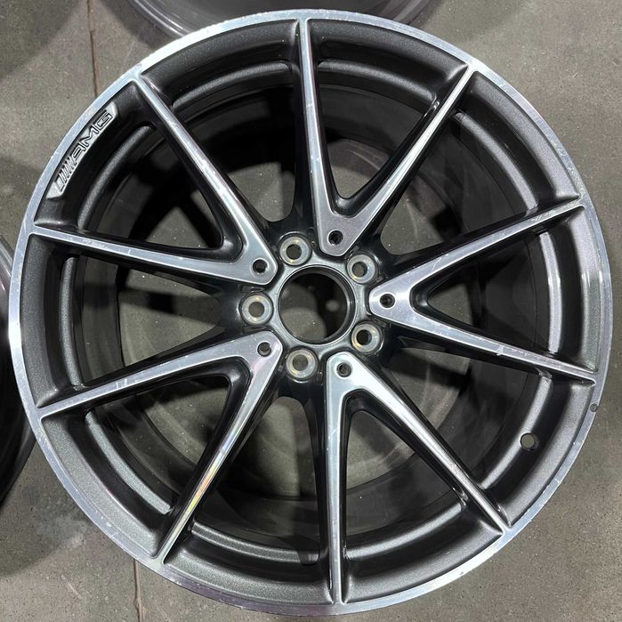 Jante originale Mercedes Benz CLS C E Class AMG 19 Zoll