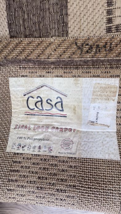 Ковер в хорошем состоянии