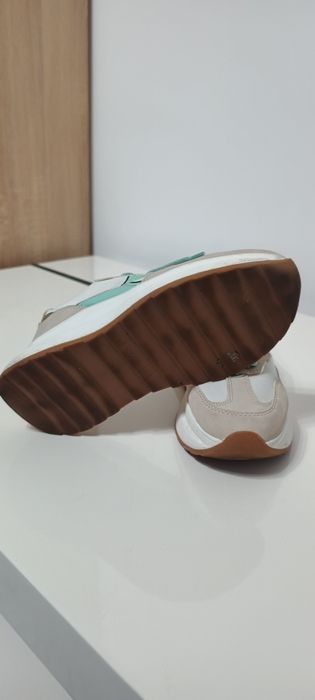 Snikers damă Stradivarius