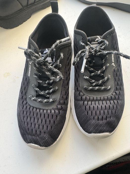 Кроссовки для девочки