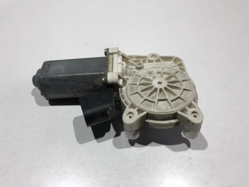 Motoras macara geam stanga fata BMW Seria 5 E60 6922267