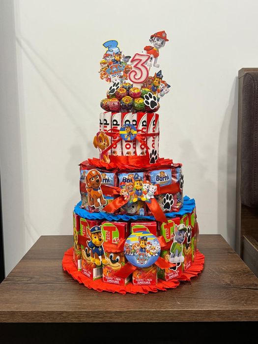 Aranjament cristelnita,Decor cristelnita, biserica,Tort dulciuri ambal