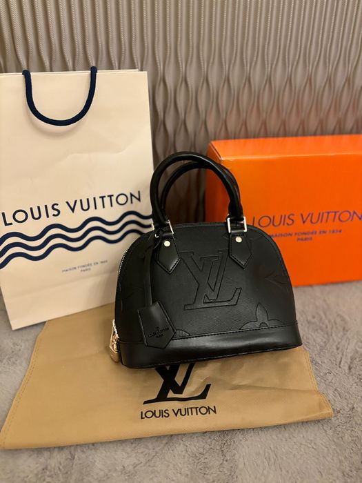 Geantă/Poșeta Louis Vuitton Alma BB Black 27x19x7cm