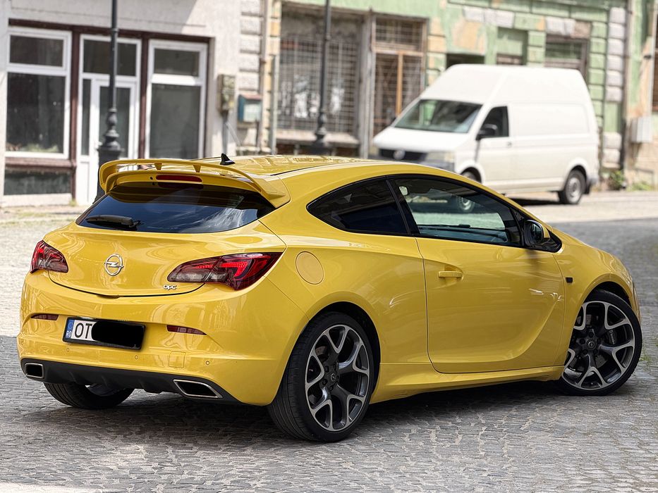Opel Astra OPC / 280 HP / Stock / Fara Daune