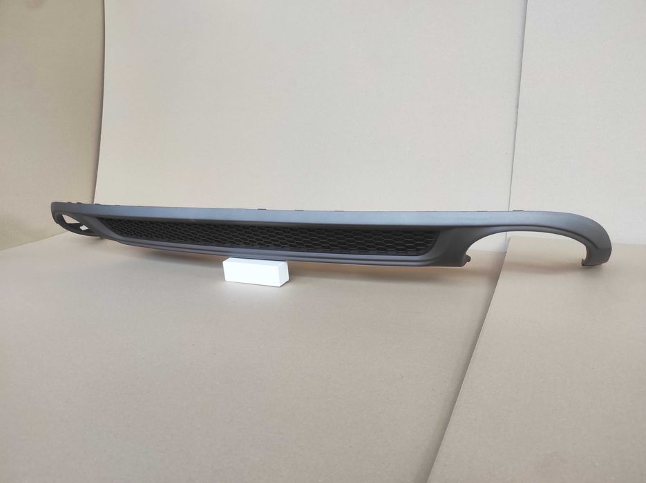 дифузьор ( тунинг спойлер) задна броня Audi A4 B8 тип S line 2008-2011