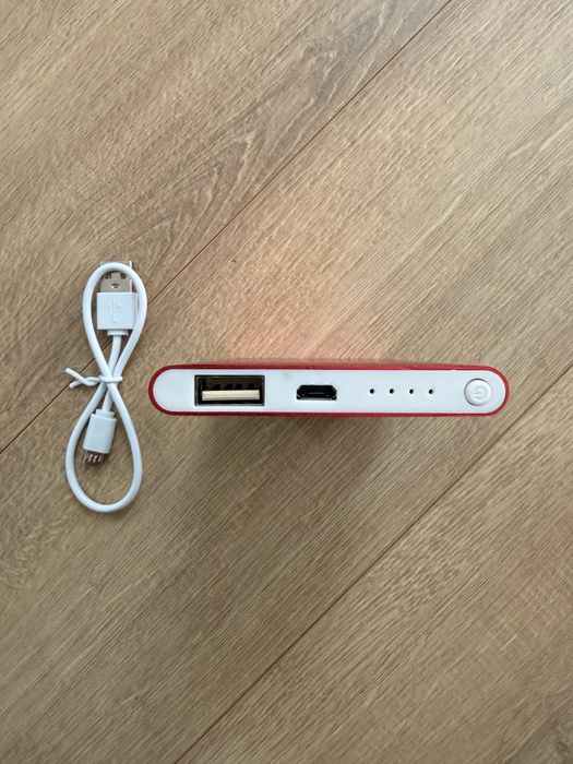 Power Bank USB – Baterie externă 5V/1A, nouă, nefolosită