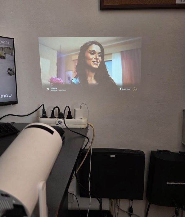 Videoproiector smart HY 300