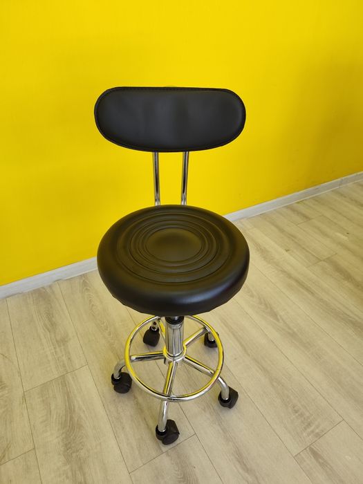 Stomatologlar, gózzallık salonları hám ustalar ushın kreslo