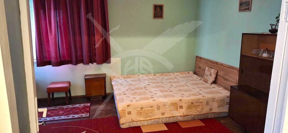 Дава се под наем Тристаен апартамент в Варна, ВИНС - 80 кв.м за 500 € - Снимка #4