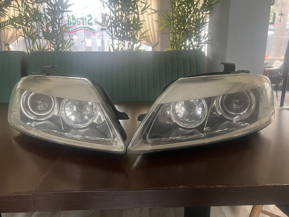 Faruri xenon Audi Q7