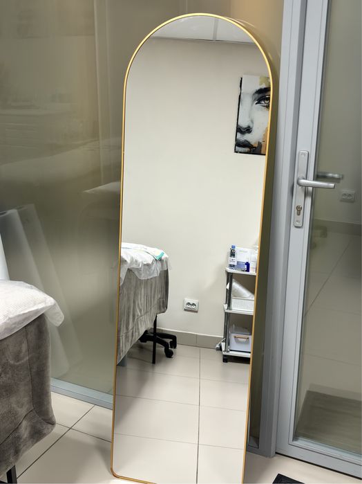 Продаю все для салона красоты