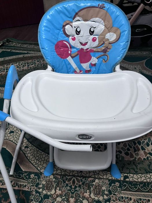 Стульчик для кормления сатылады.