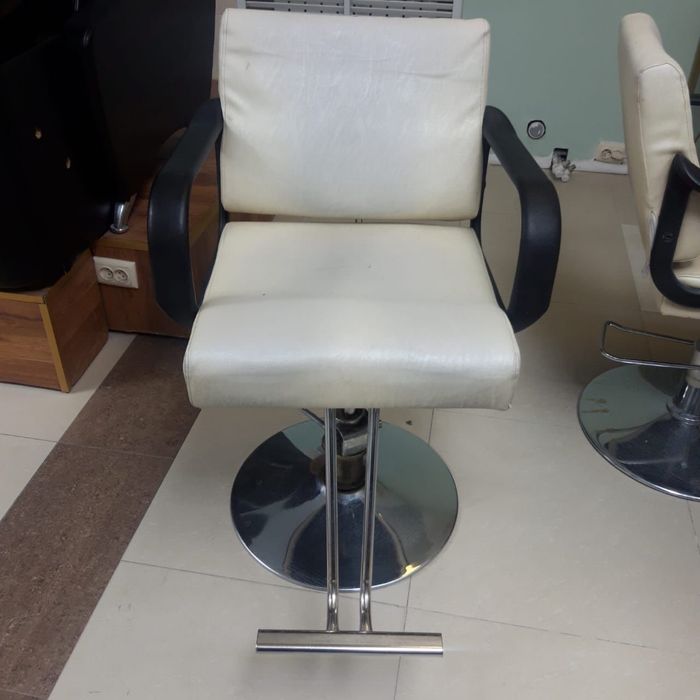 Кресло парикмахера