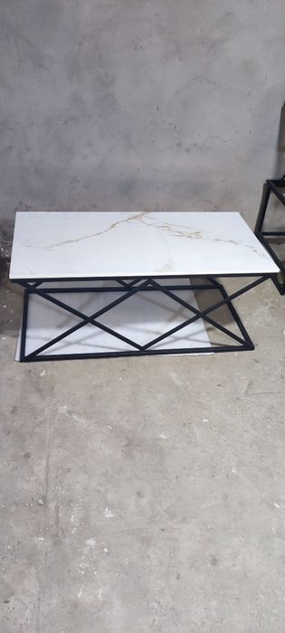 Журнальный столик в стиле лофт