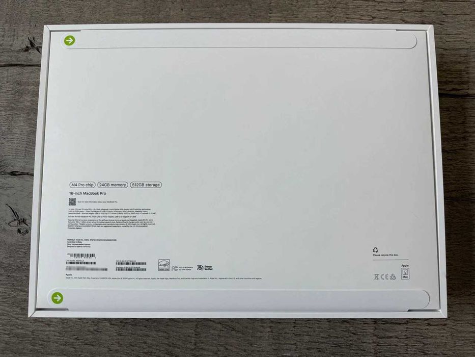 Apple Macbook pro 16 m4 2025