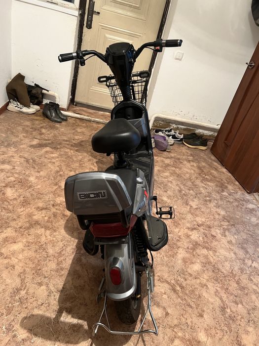 Скутер мопед электронный