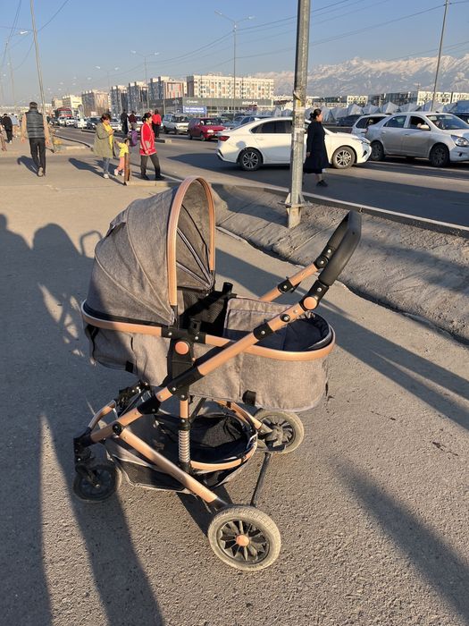 Коляска за 7000 тг