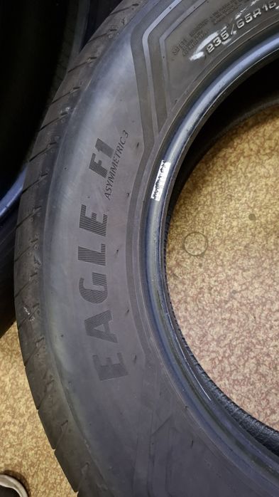 2бр летни гуми GoodYear Eagle F1 235 65 18