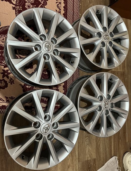 Диск 16 тойота оргинал