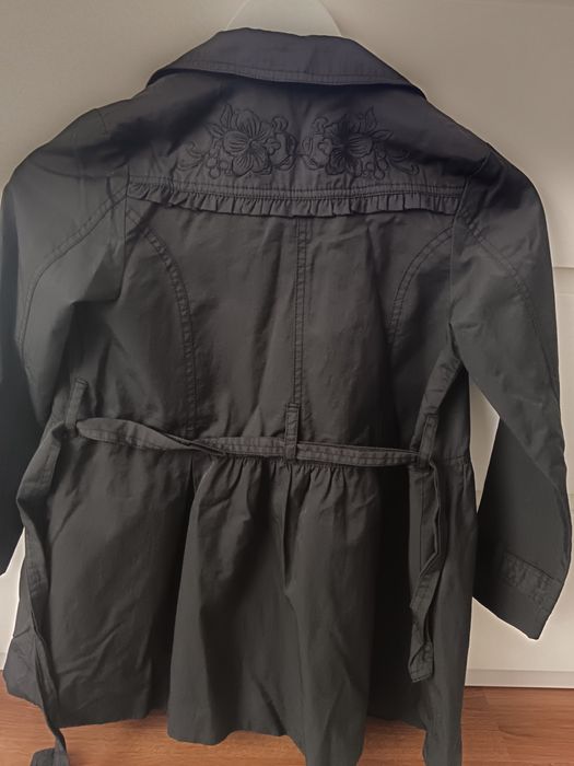 Trench/palton//Geaca ,mărimea 128