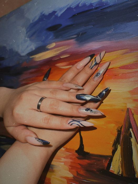 Требуеться модель для маникюра