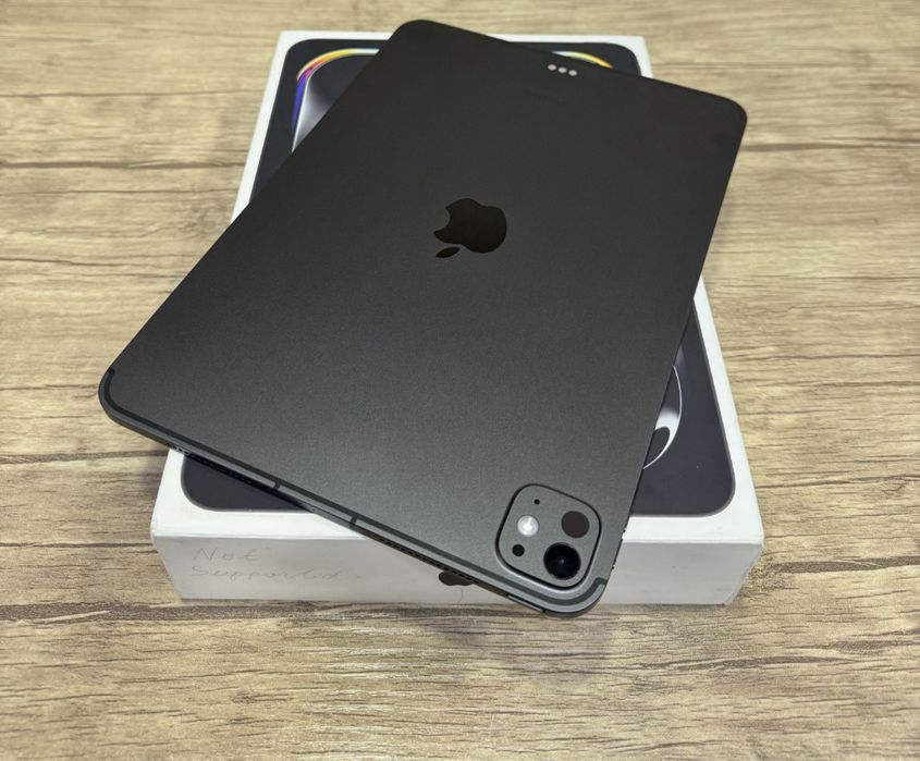 Ipad pro M5 yomkus 100%