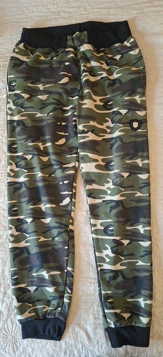 Мъжки анцунг и потник с военни мотиви