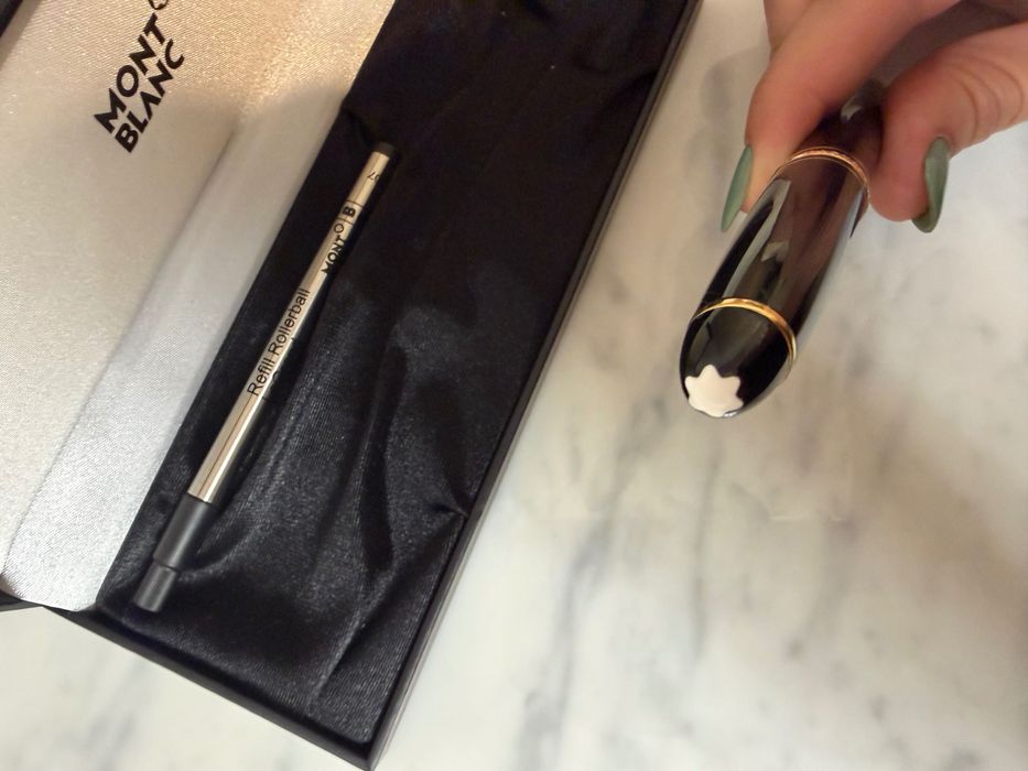 Шариковая ручка Montblanc