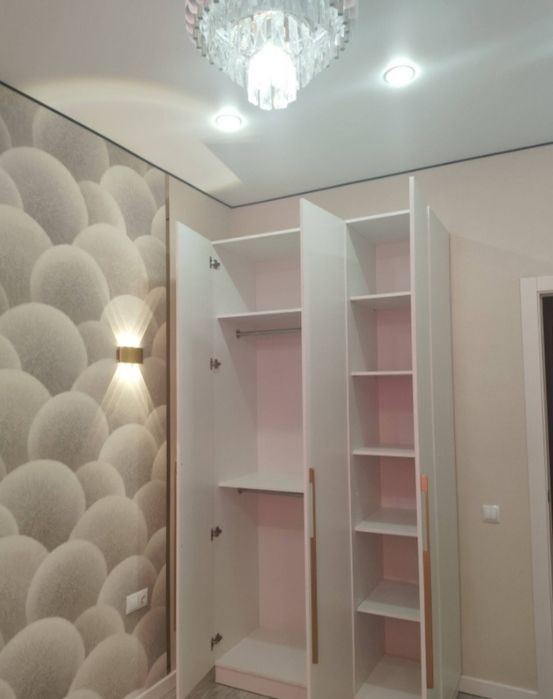 Шкаф купе и с зеркалом продам