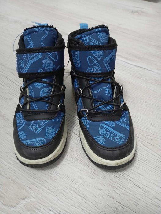 Детски боти Waikiki