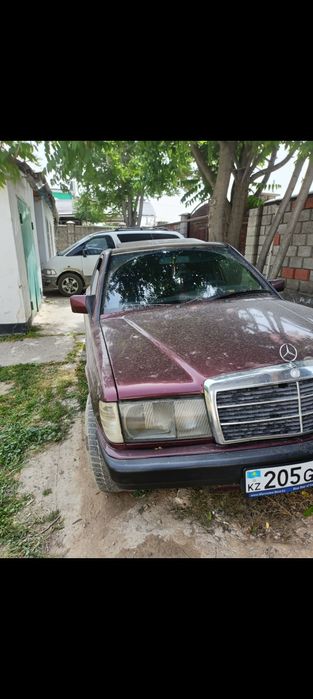 Мерседес 190 авангард россо