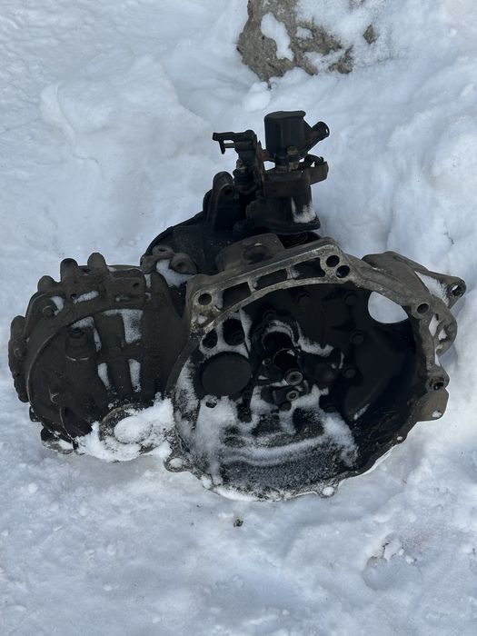 Коробка пассат б3