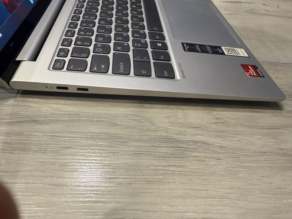 Lenovo Yoga Slim 7 Pro-Ryzen 7 5800H/16гб/512гб m.2 nvme/подсветка