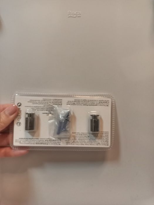 Maner buton in forma de cilindru cu efect de nichel slefuit