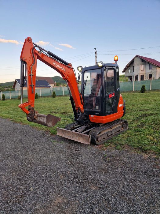 Miniexcavator kubota 2.7t
