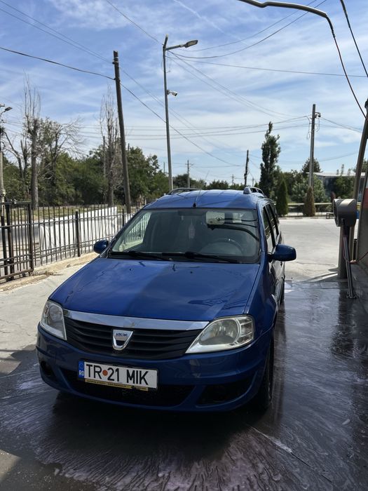 Vand logan 1.4 cu fiscal