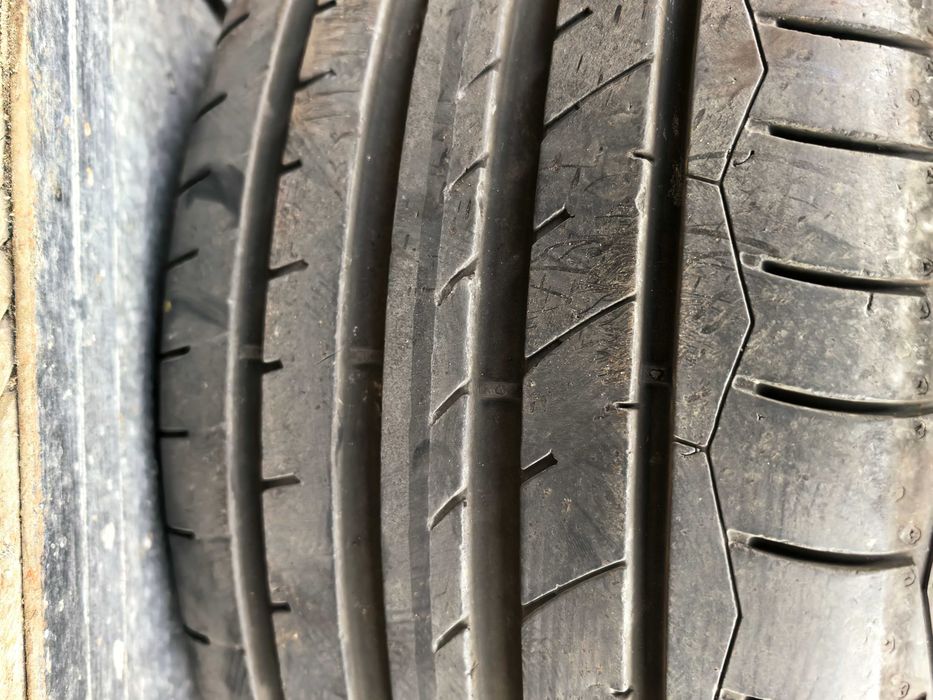 Летни гуми Debica 235 45 18