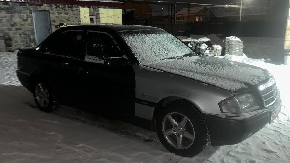 Мерседес w202 c 280