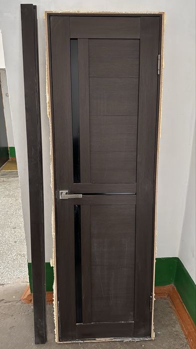 Дверь меж комнотная